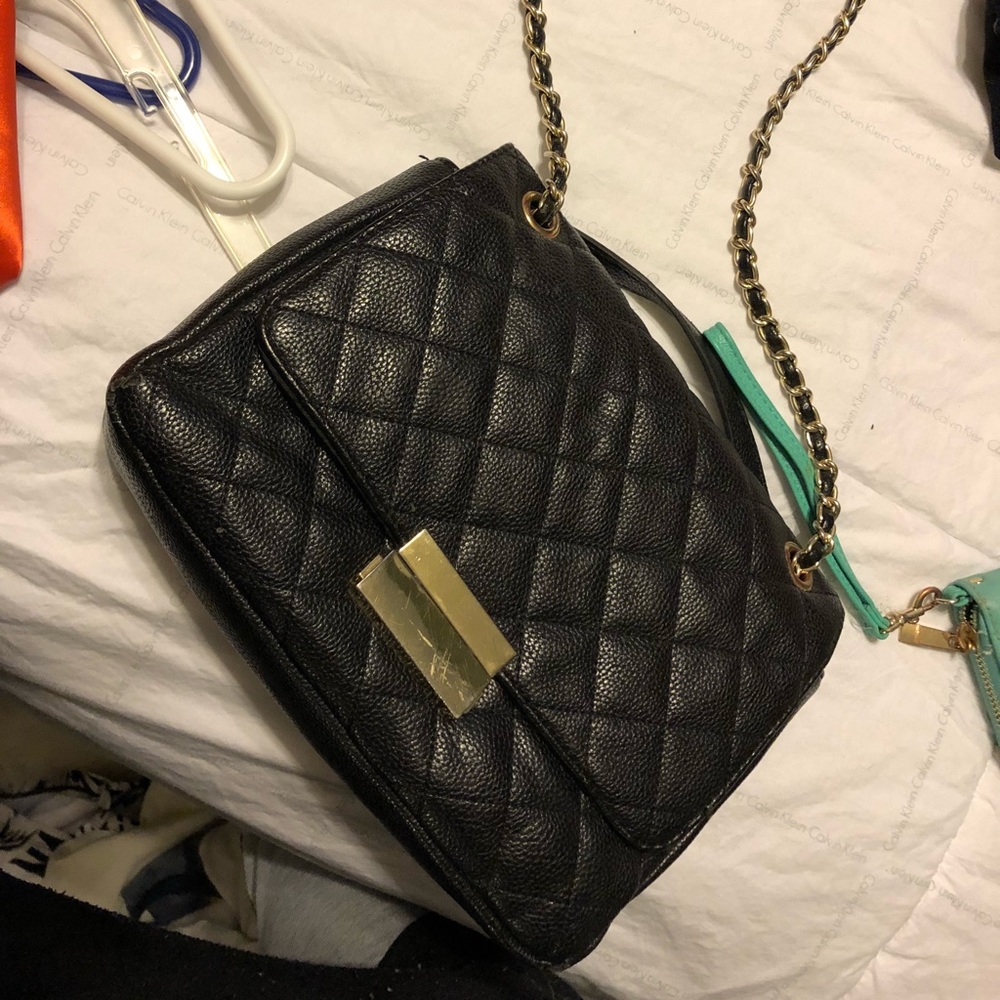 Bag with skirt bundle